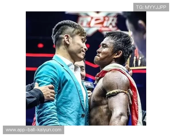 UFC自由搏击对攻万众瞩目——终极对决引爆激情的舞台