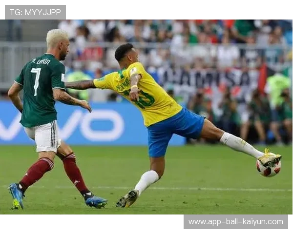 内马尔被曝场外高消费，赞助品牌急忙安排公关